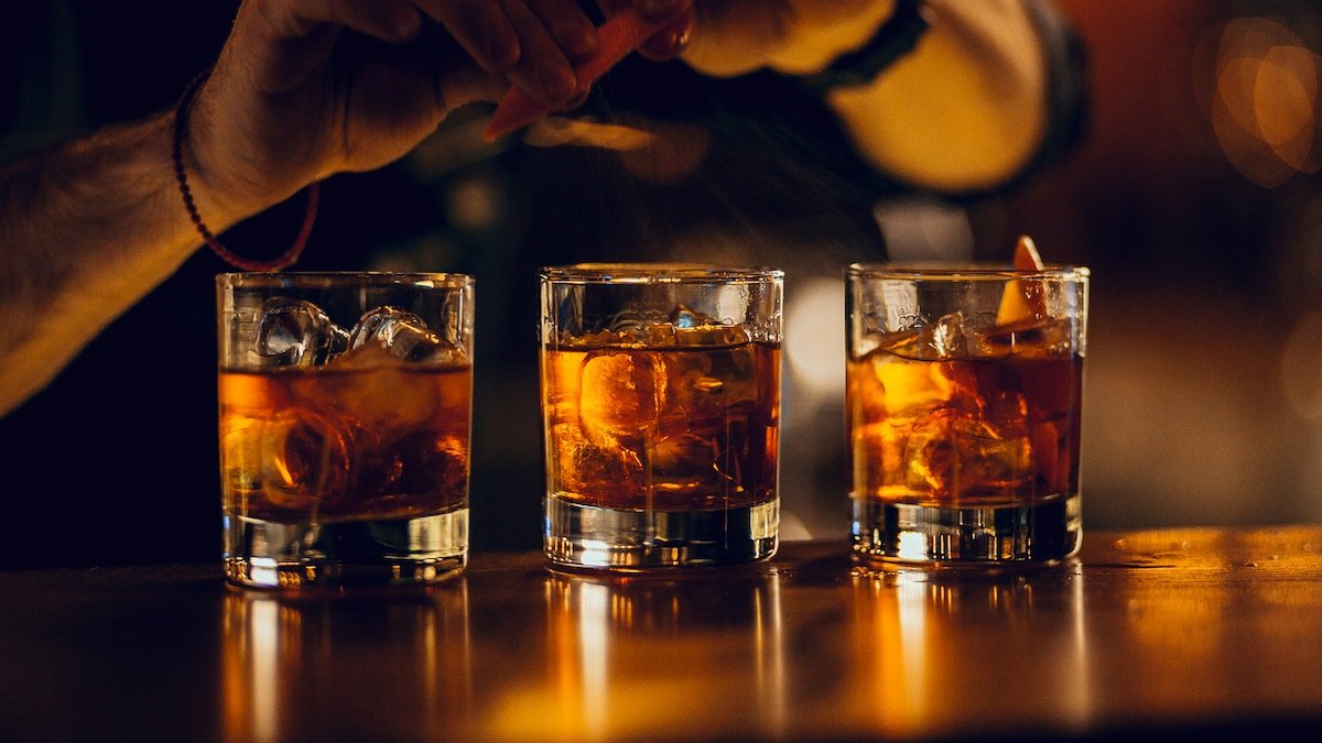 5 Must-Have Whiskey Glasses For Your Bar Collection