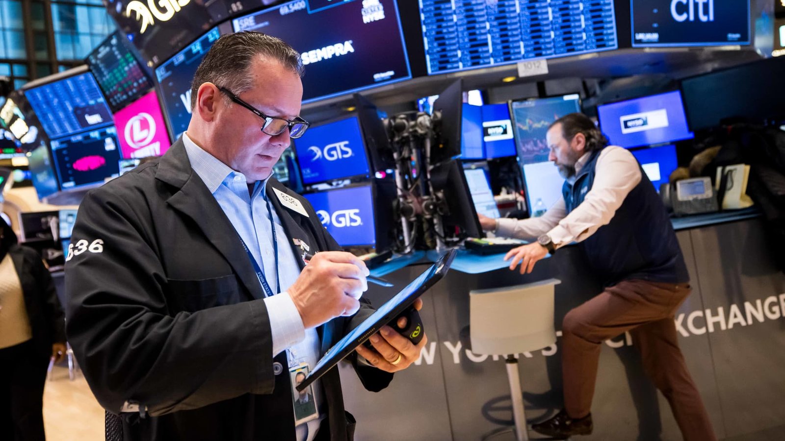 Buy this AI stock with more than 25% upside after a big decline, Piper Sandler says
