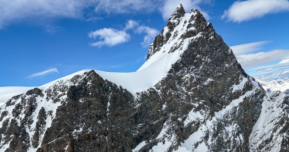 Five skiers found dead on Swiss mountain