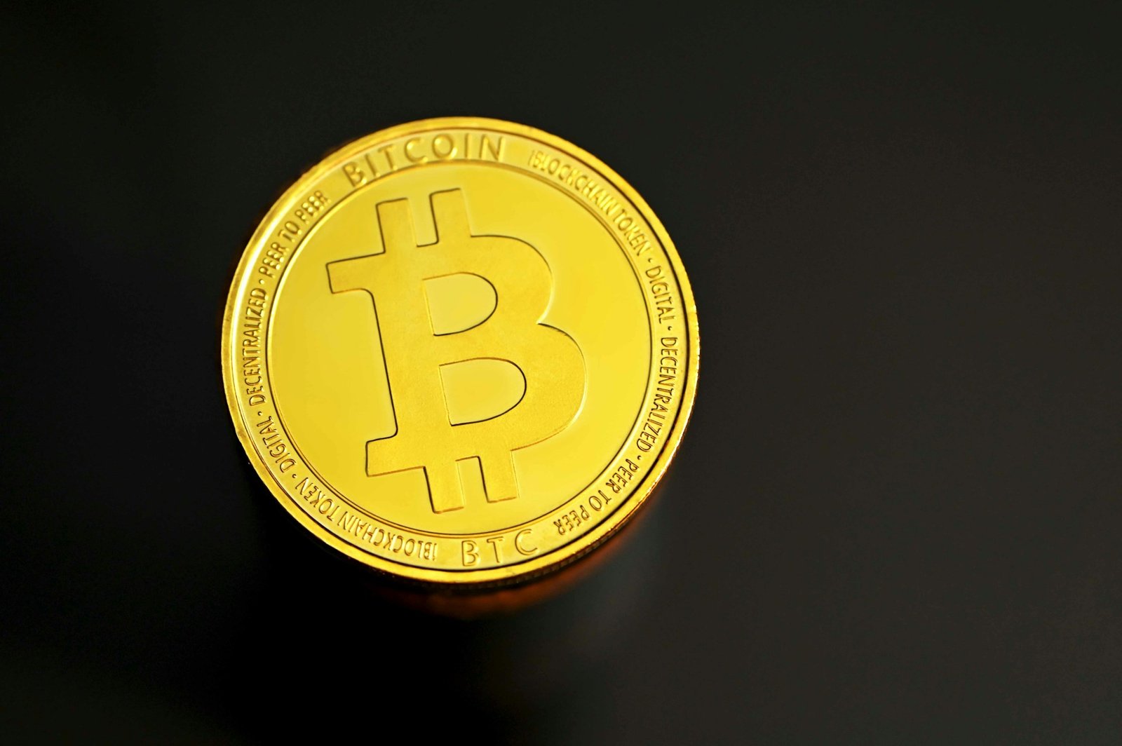 Bitcoin Upward Momentum 'Highly Likely' To Continue, On-Chain Data Shows