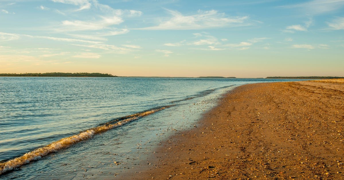 South Carolina beachgoers find skeletal remains that may be linked to centuries-old burial site