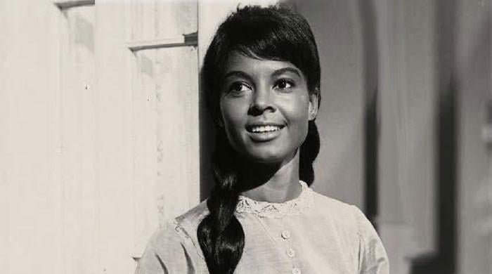'Dan August' star Ena Hartman breathes her last at 93