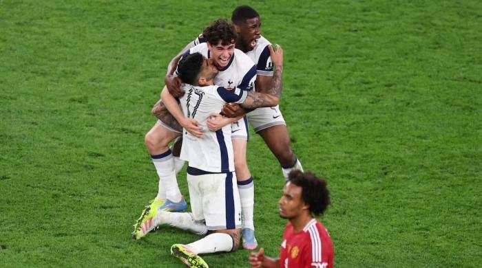 Gritty Spurs finally taste glory with scrappy Europa League triumph over Man Utd