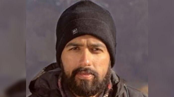 Pakistani climber Saad Munawar summits Mount Everest