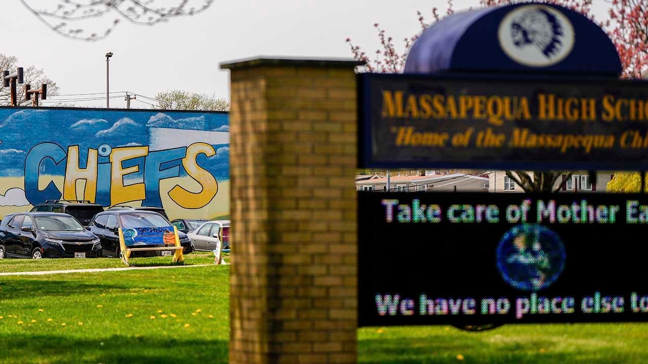 Dept of Education finds New York's Native American mascot ban is 'discriminatory'