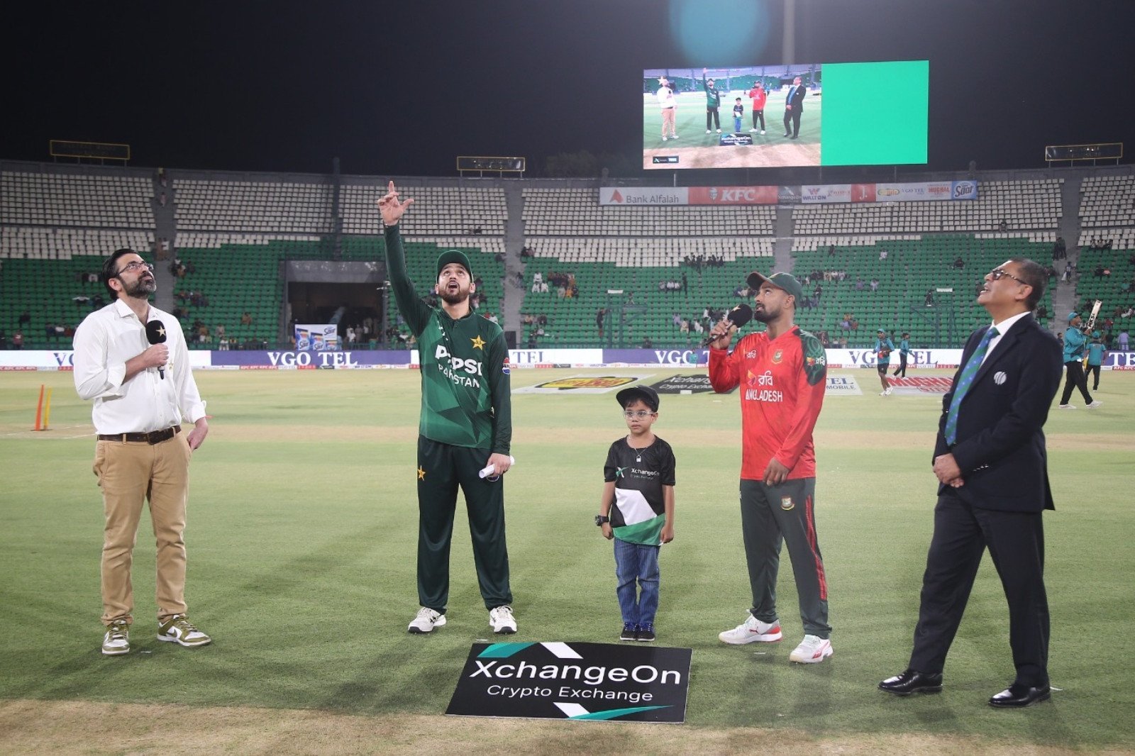 Pakistan opt to bat first against Bangladesh in second T20I