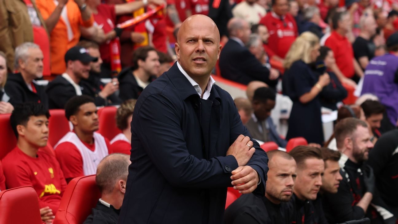 Liverpool boss Arne Slot thanks football community after title parade incident