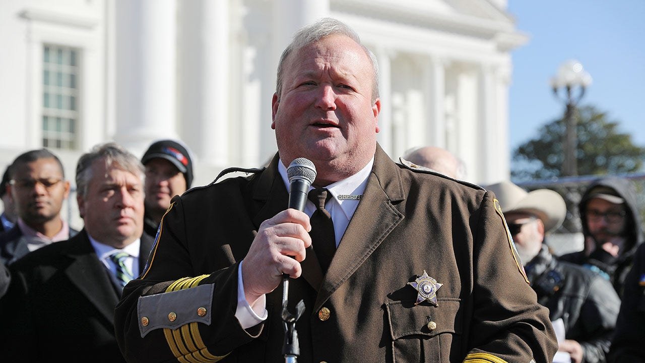 President Trump grants full pardon to former Virginia sheriff who sold deputy badges for bribes