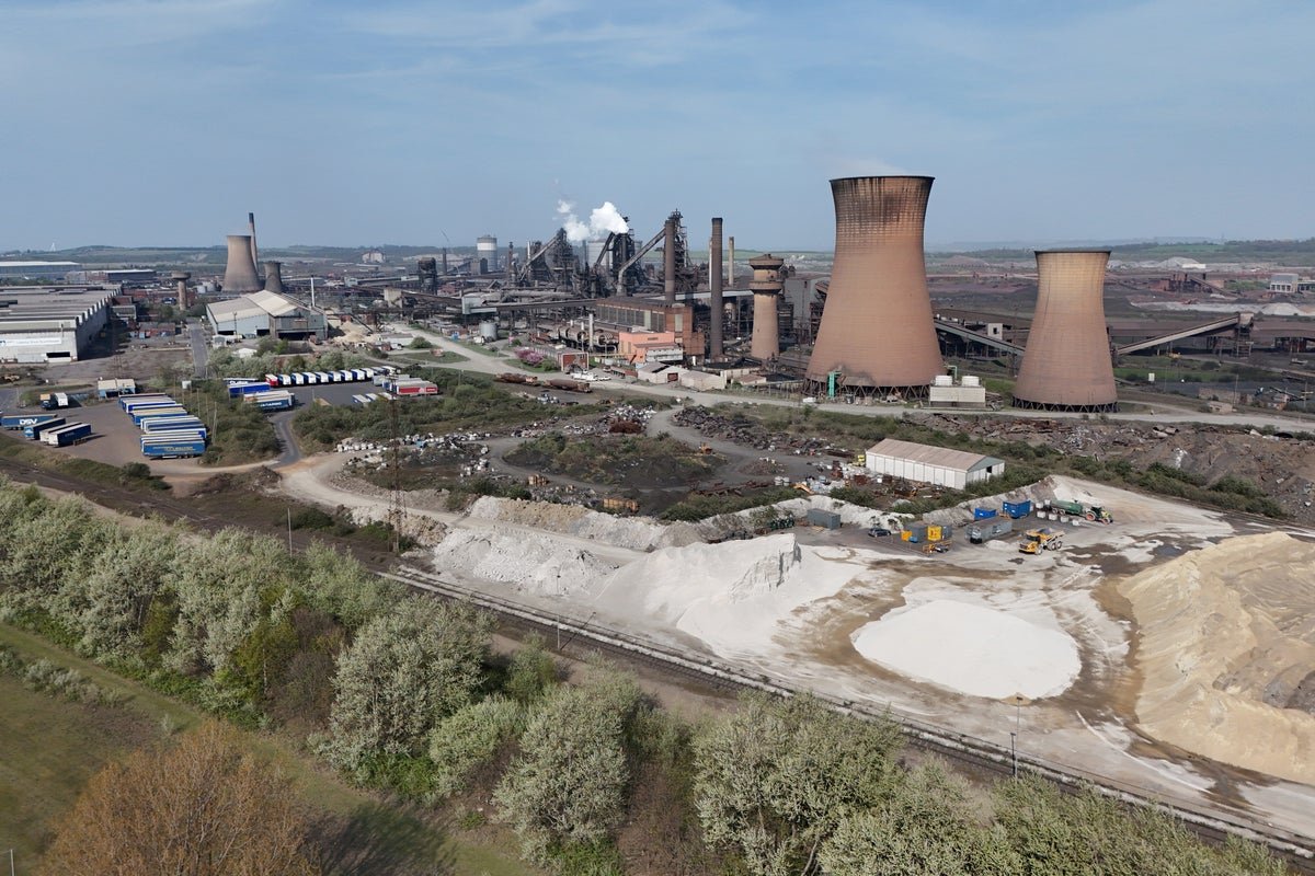 Rail deal worth £500m will help save Scunthorpe steelworks, says minister