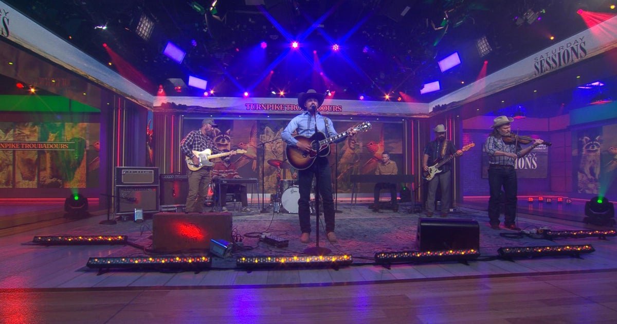 Saturday Sessions: Turnpike Troubadours perform "Heaven Passing Through"