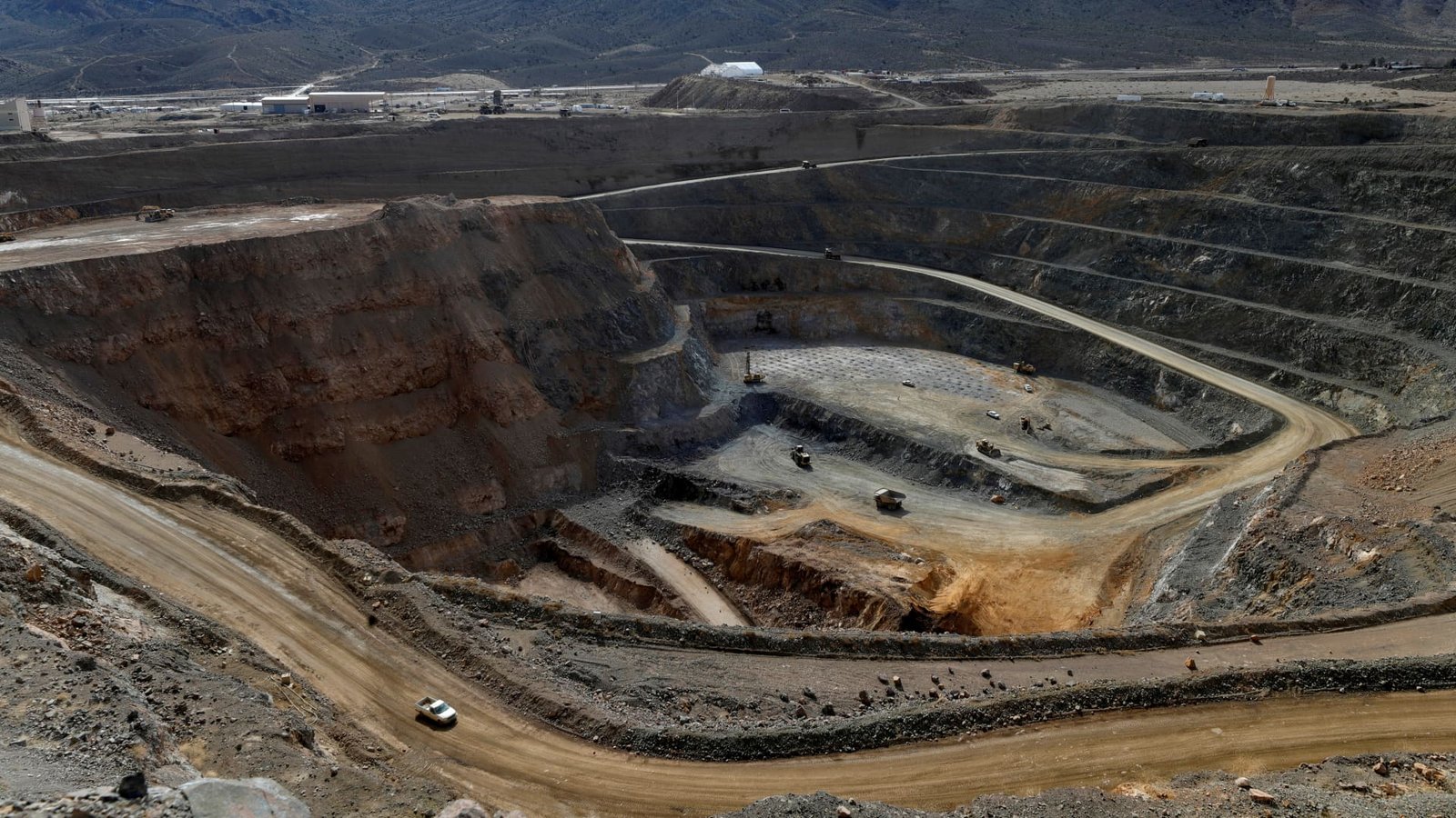 Jim Cramer says rare earth minerals are key to U.S.-China trade talks