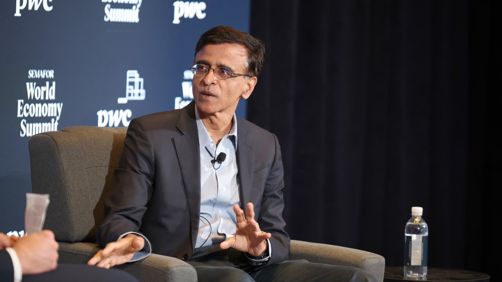 Snowflake to buy database startup Crunchy Data for about $250 million