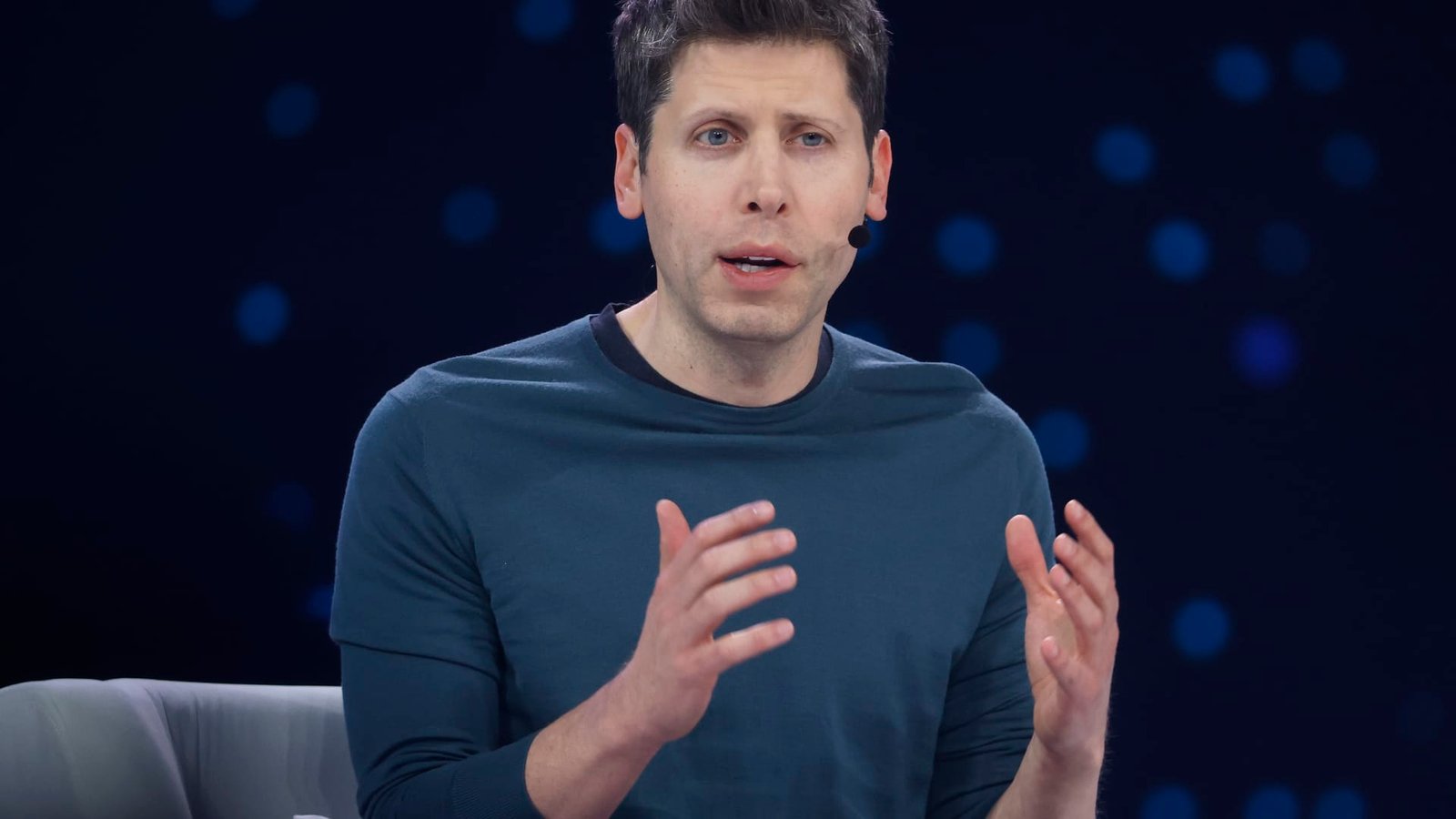 OpenAI wins $200 million U.S. defense contract