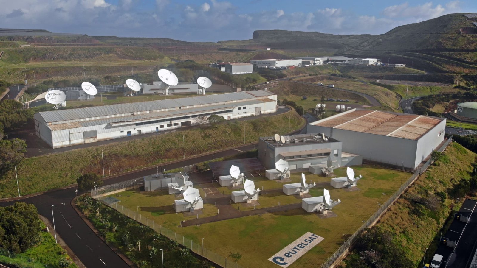 Starlink rival Eutelsat pops 14% as France backs capital raise