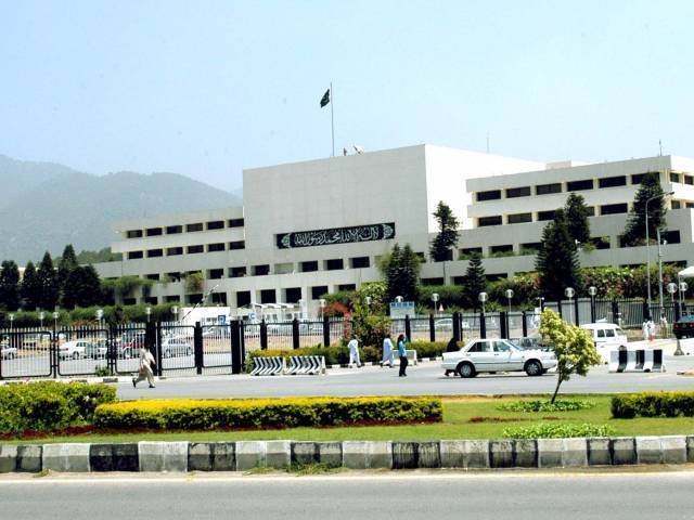 Pakistan must navigate carefully