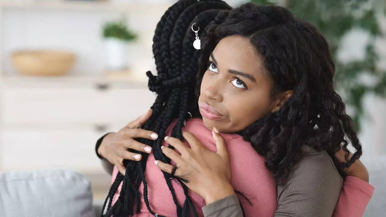 5 subtle signs of a workplace frienemy-- And how to deal with them