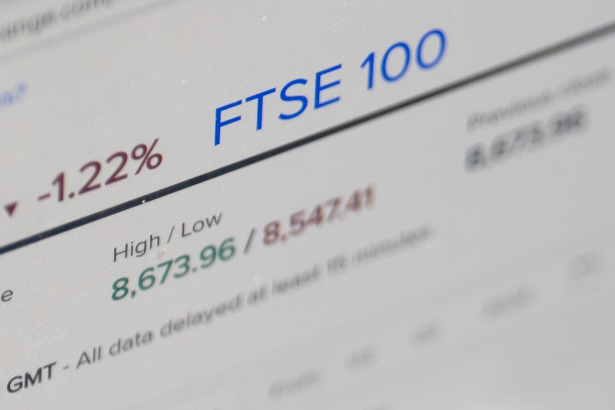 Weak retail sales and falls in key oil and drug stocks stifle FTSE 100