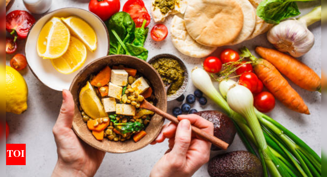 Low Cholesterol Foods: US doctor advises eating these 7 foods to lower cholesterol |