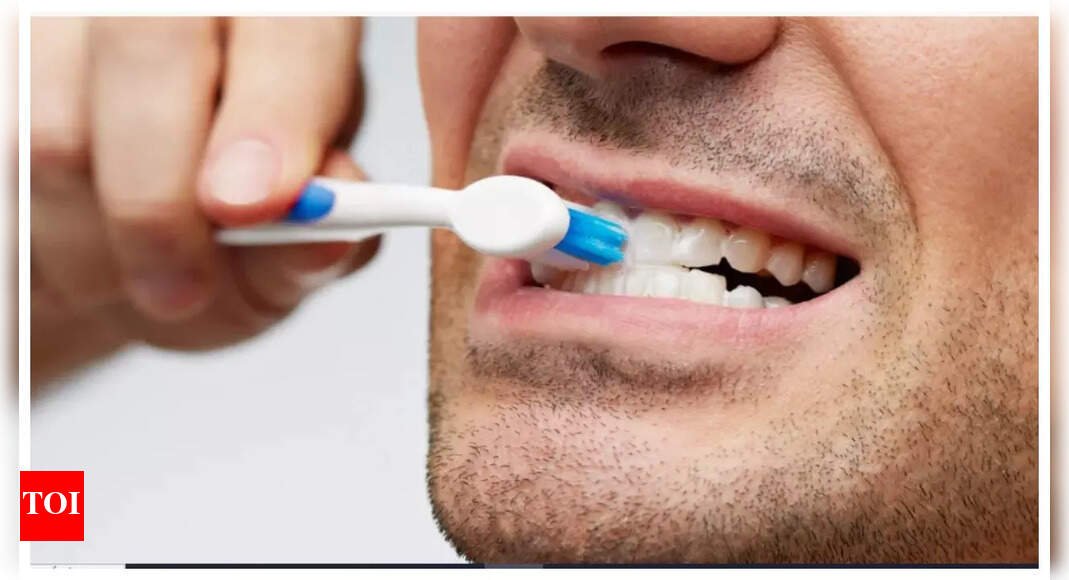 What is the right time to brush your teeth: The answer is a surprise
