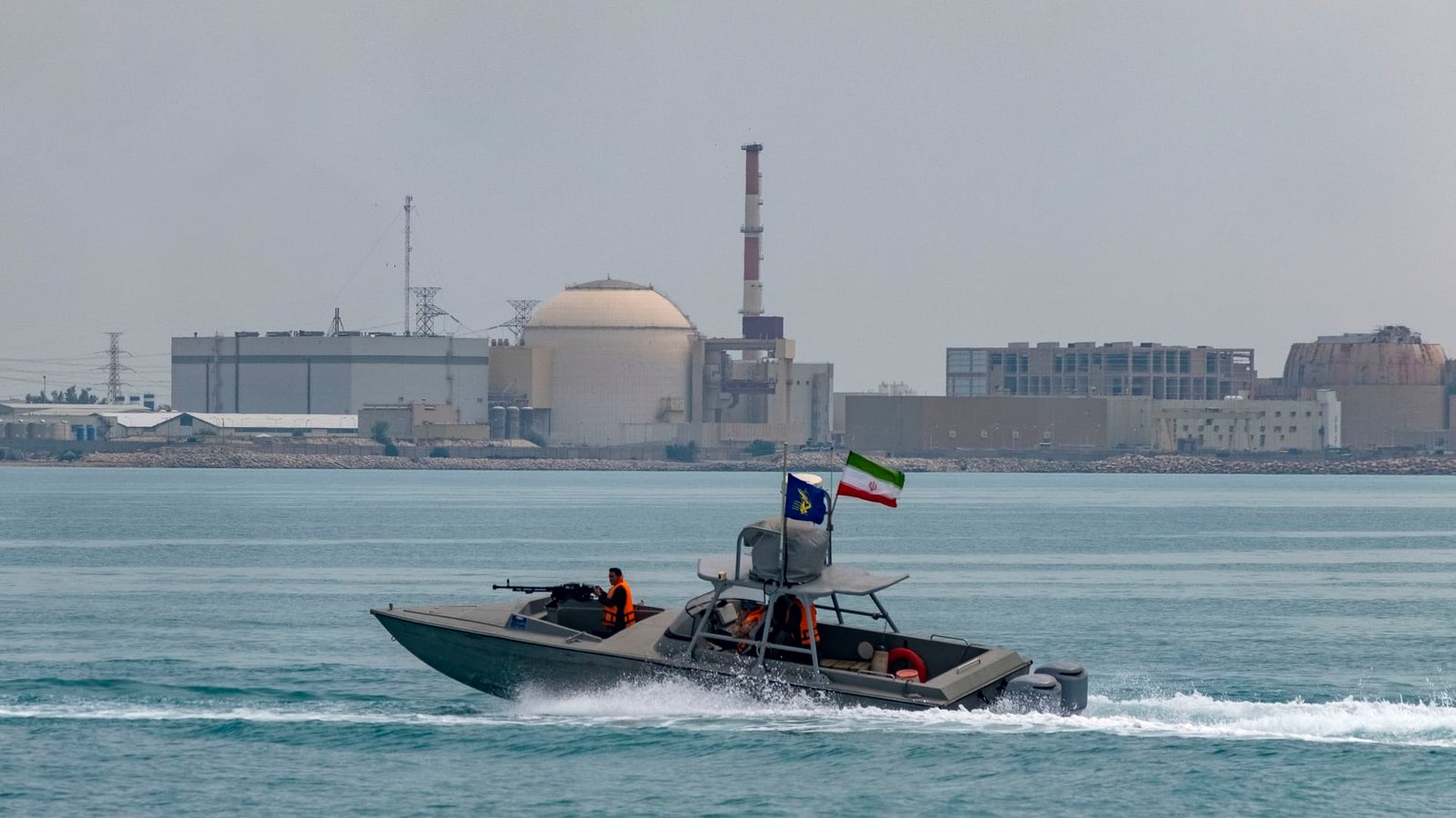 Shipping groups seen avoiding the Strait of Hormuz
