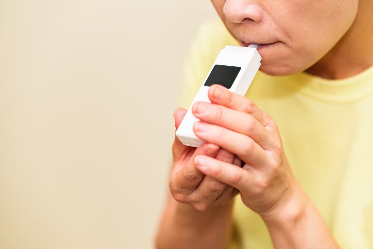 Party host uses breathalyzer as a ‘fun game’ before calling cops on guest for driving over the limit