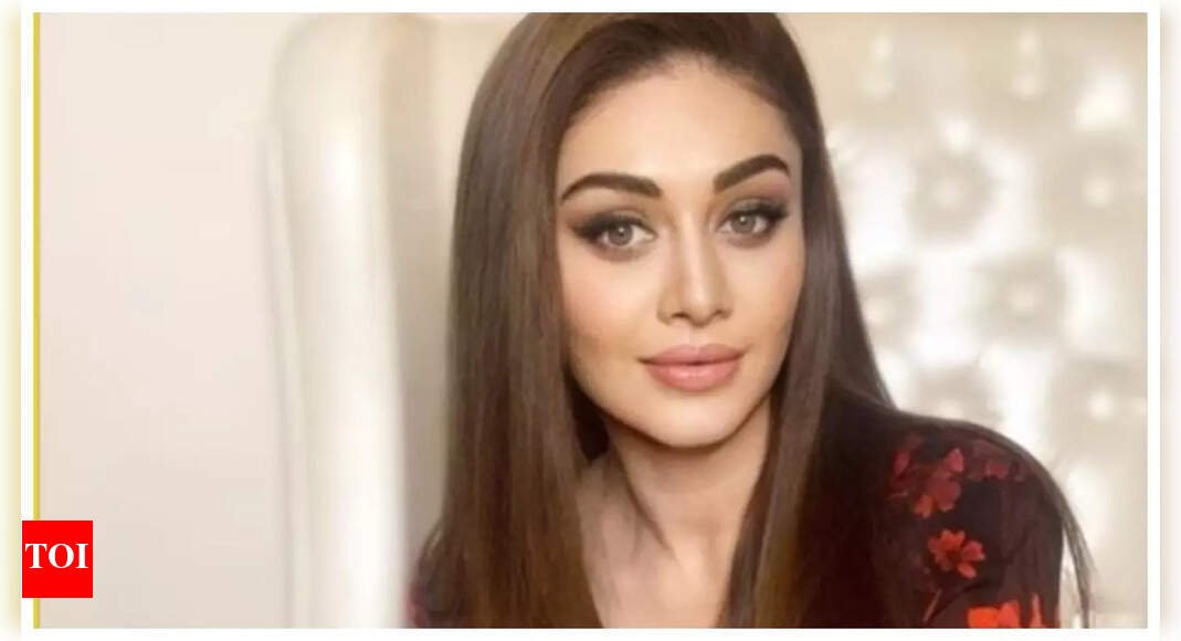 Shefali Jariwala passes away from cardiac arrest: How it is different from a heart attack, and subtle signs that can appear months before