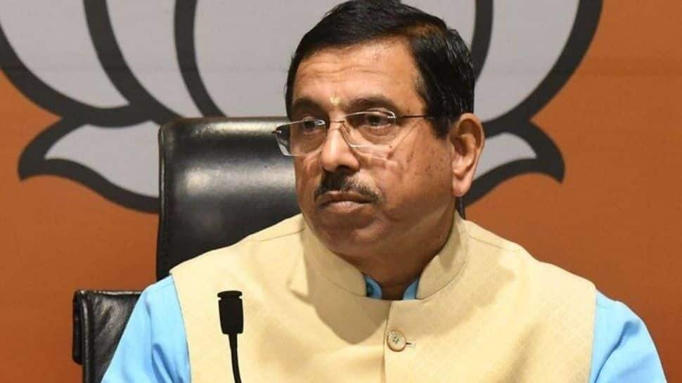 India’s Wind Energy Capacity Rises To 51.5 GW: Pralhad Joshi | Economy News