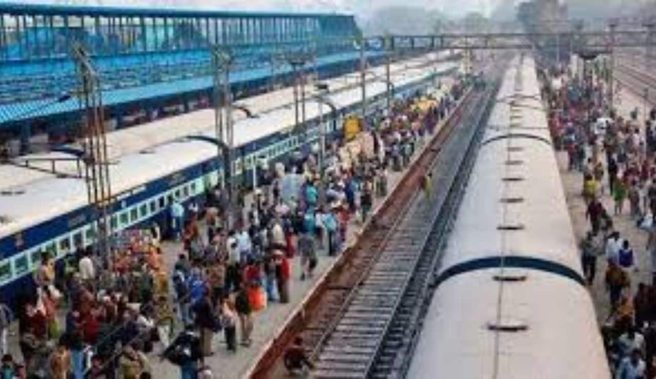 IRCTC Tatkal Ticket Booking Rules 2025: Aadhaar OTP Mandatory From July 1, No Agent Bookings In First 30 Minutes For AC Tickets | Mobility News