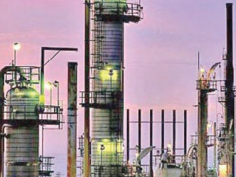 Refineries warn of 'catastrophic effect'