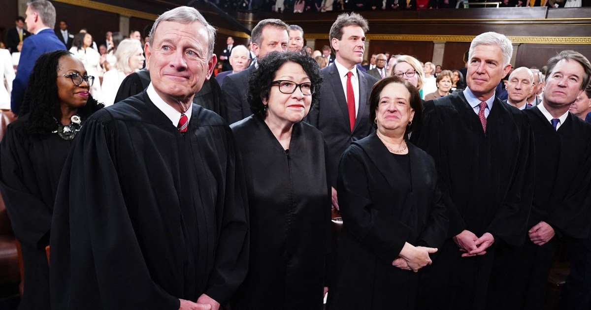 Americans overwhelmingly want Trump to obey court rulings, but MAGA Republicans are split