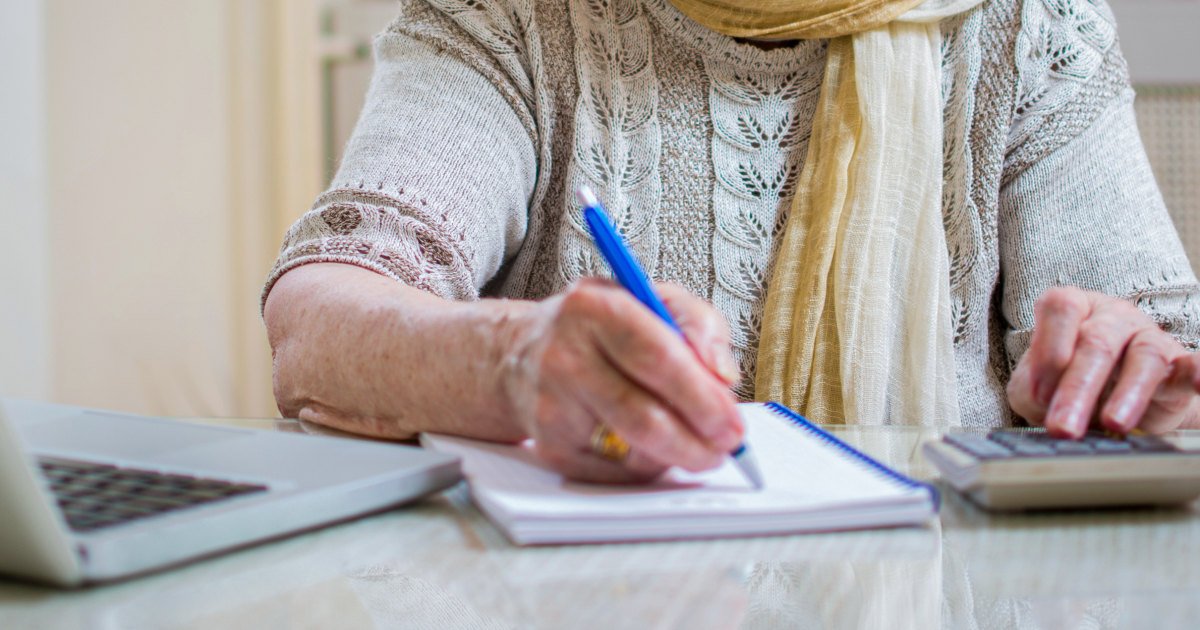 'Forgotten' 401(k) account fees can cost workers thousands in lost savings