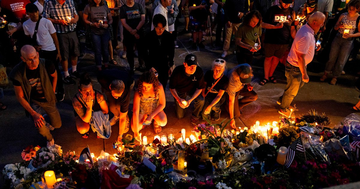 Hundreds gather to remember prominent Minnesota lawmaker and husband slain in their home