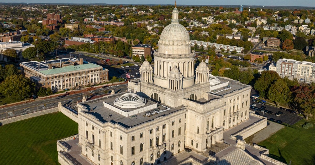 Rhode Island lawmakers pass bill to ban sales of assault weapons