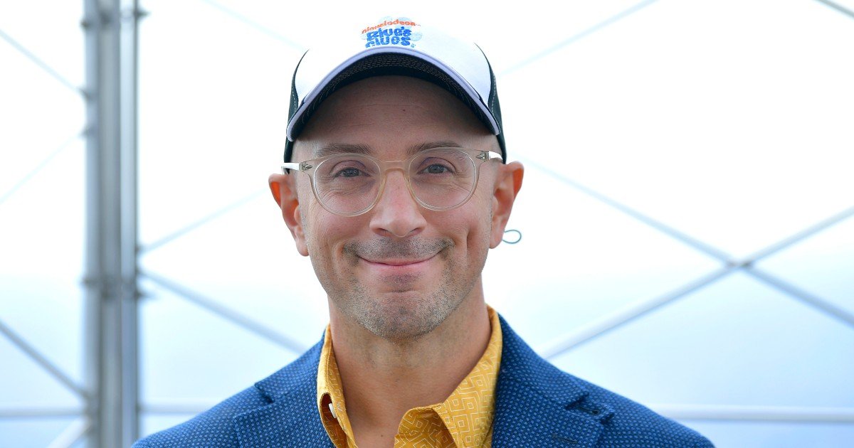 Former ‘Blue’s Clues’ host Steve Burns to launch a podcast for adults