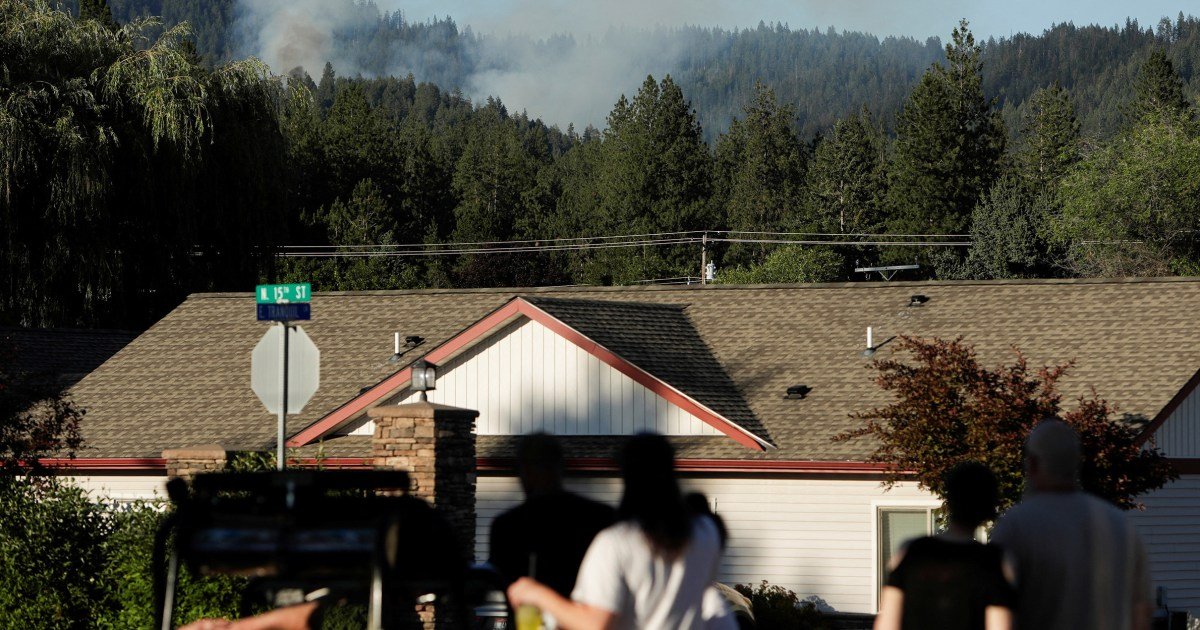 2 firefighters killed in Idaho after suspected gunman started fire as ambush, authorities say
