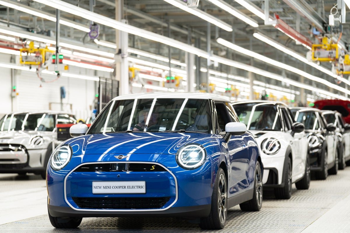 Car production fell for fifth consecutive month in May