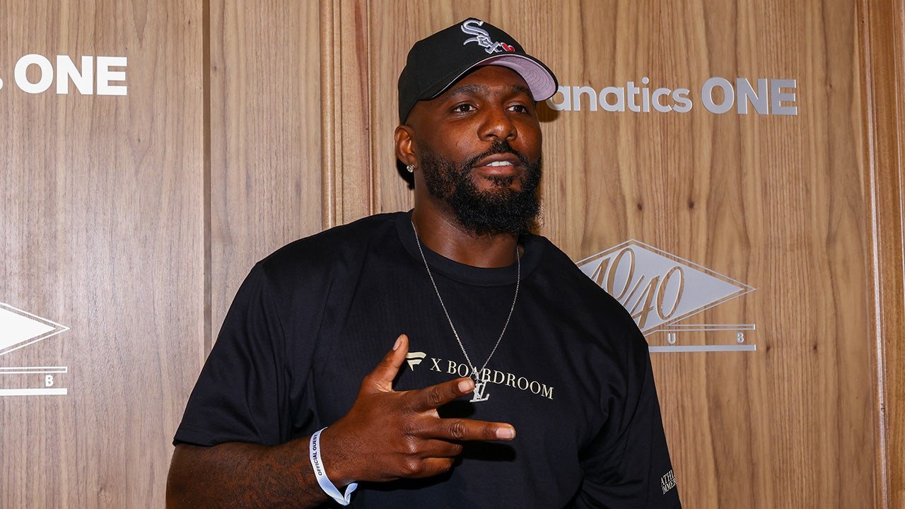 Cowboys legend Dez Bryant predicts NFC East team will win Super Bowl LX