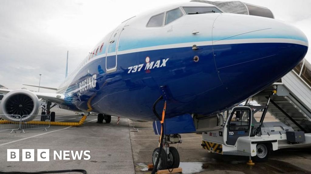 Boeing agrees $1.1bn deal over fatal 737 Max crashes