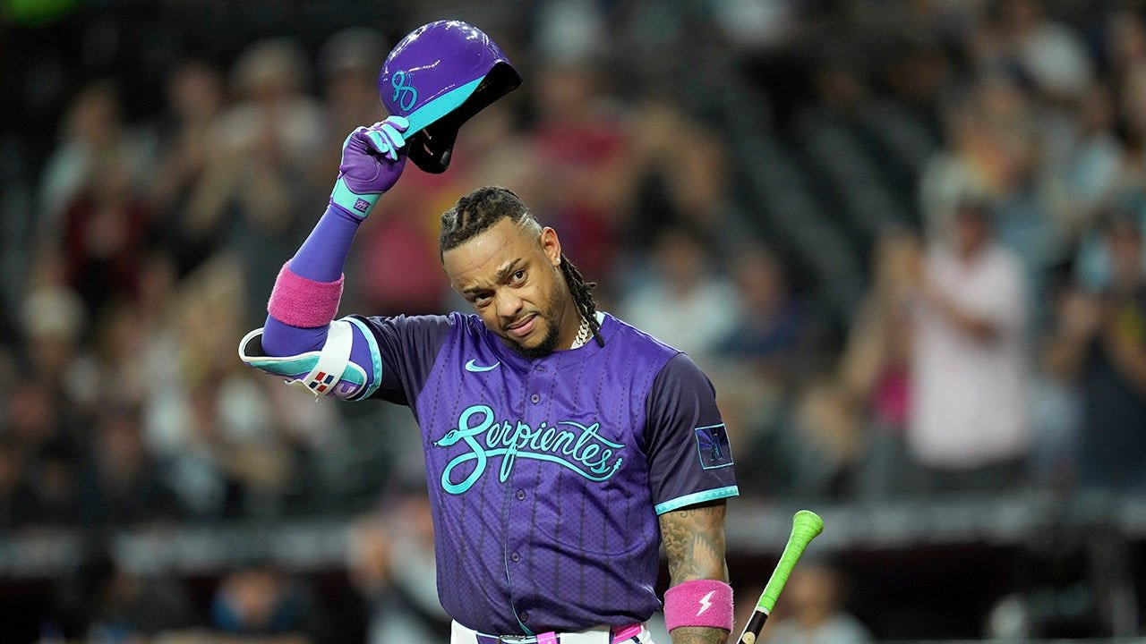Diamondbacks' Ketel Marte receives warm ovation after fan's cruel comments