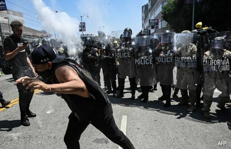Curfew imposed in downtown Los Angeles to curb protests