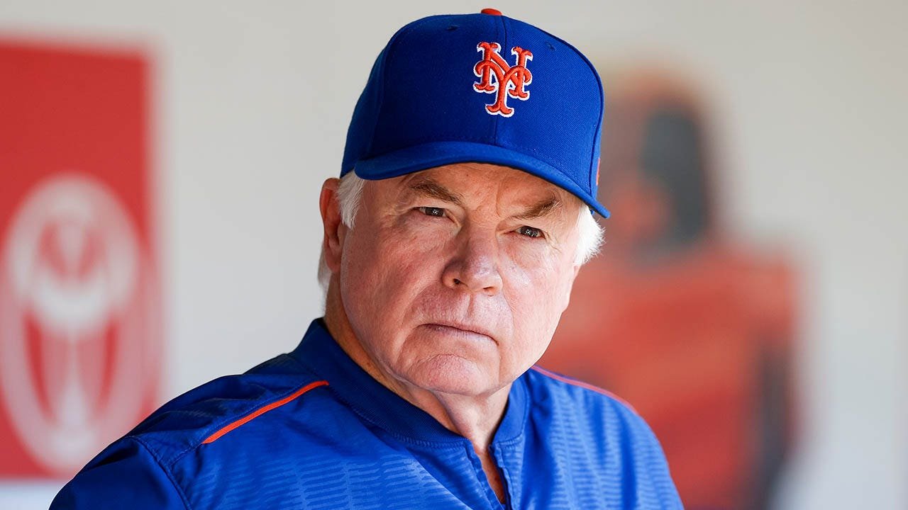 Ex-MLB manager recounts chaotic airport experience during strikes on Iran