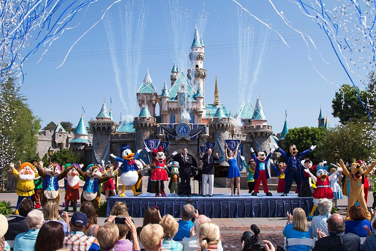 Dad ‘almost spit out his coffee’ over nearly four-figure Disneyland ‘Princess Breakfast’ bill