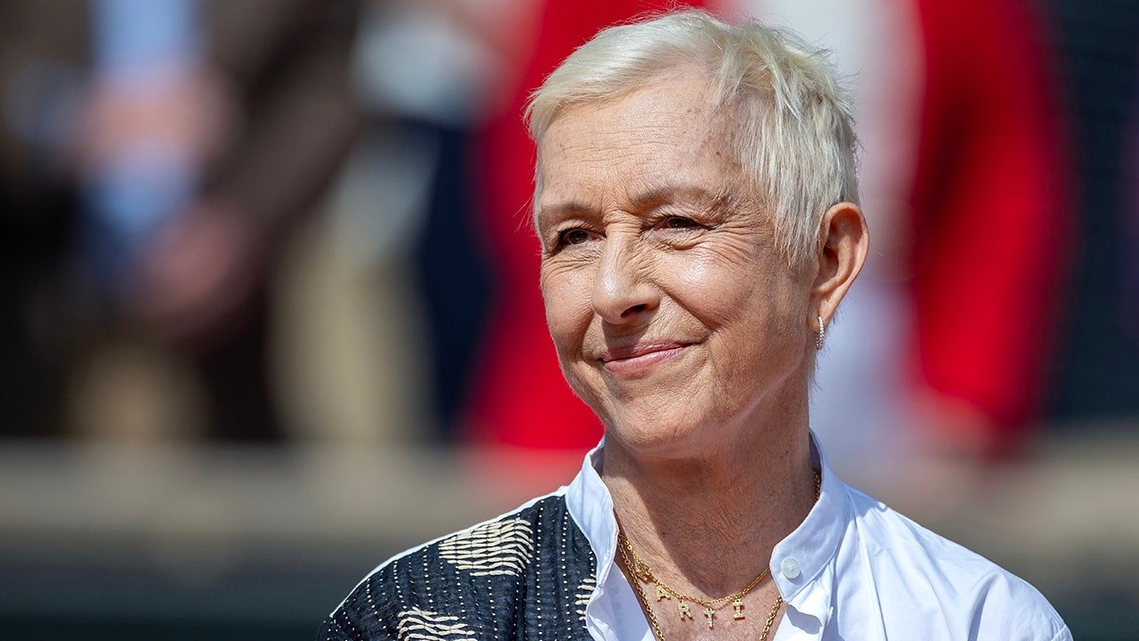 Oregon HS state championship: Martina Navratilova reacts to viral video