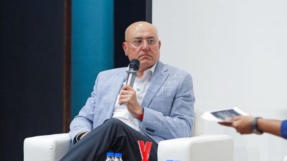 Hotmail Founder Asks If India Values Potential More Than Identity; Internet Reacts | Viral News