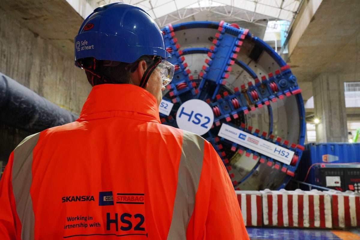 HS2 opening to be delayed beyond 2033