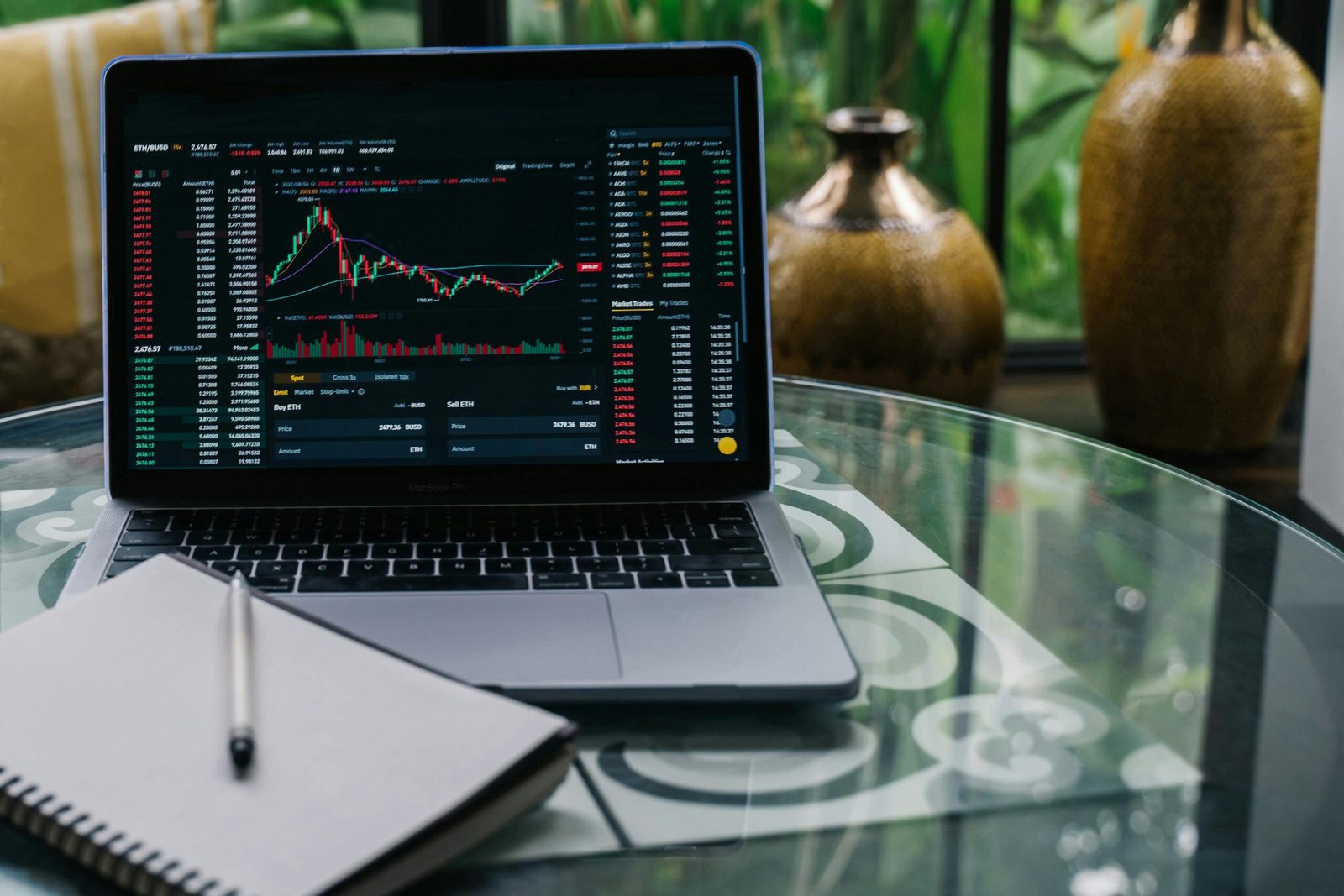 $106K Bitcoin A 'Safer' Buy Than $25K—XRP Lawyer Drops Bombshell