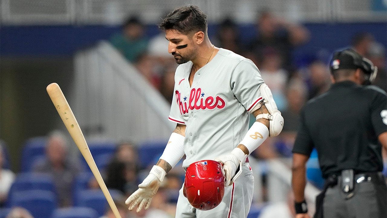 Phillies manager pulls Nick Castellanos from lineup under mysterious reason