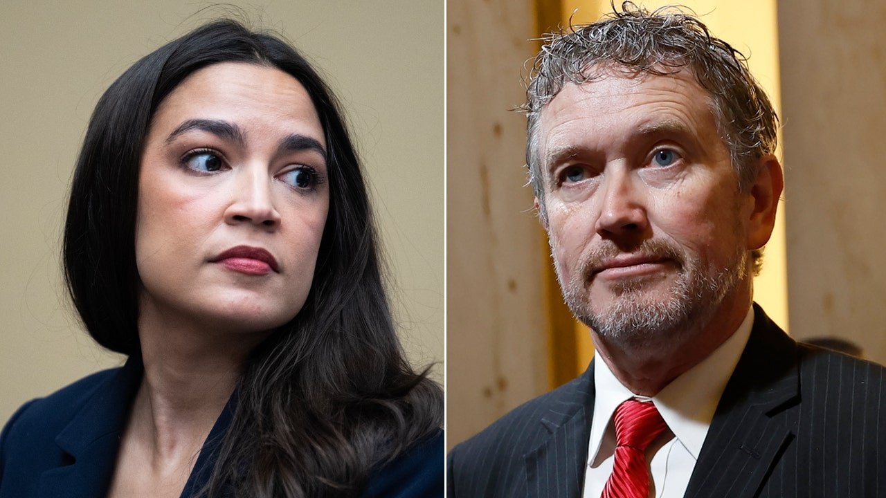 Massie announced bid to prohibit US engagement in Israel-Iran war