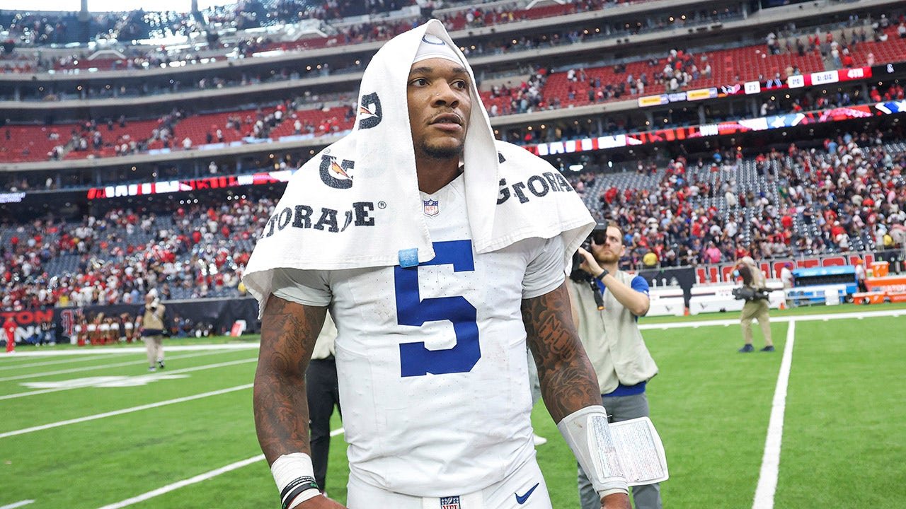 Colts' Anthony Richardson sidelined with shoulder injury ahead of QB battle