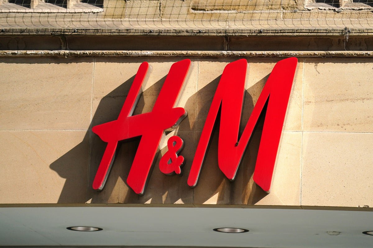 H&M sales expected to edge higher as turnaround continues